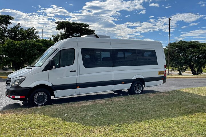 Transportration to/from Liberia Guanacaste Airport - Photo 1 of 7